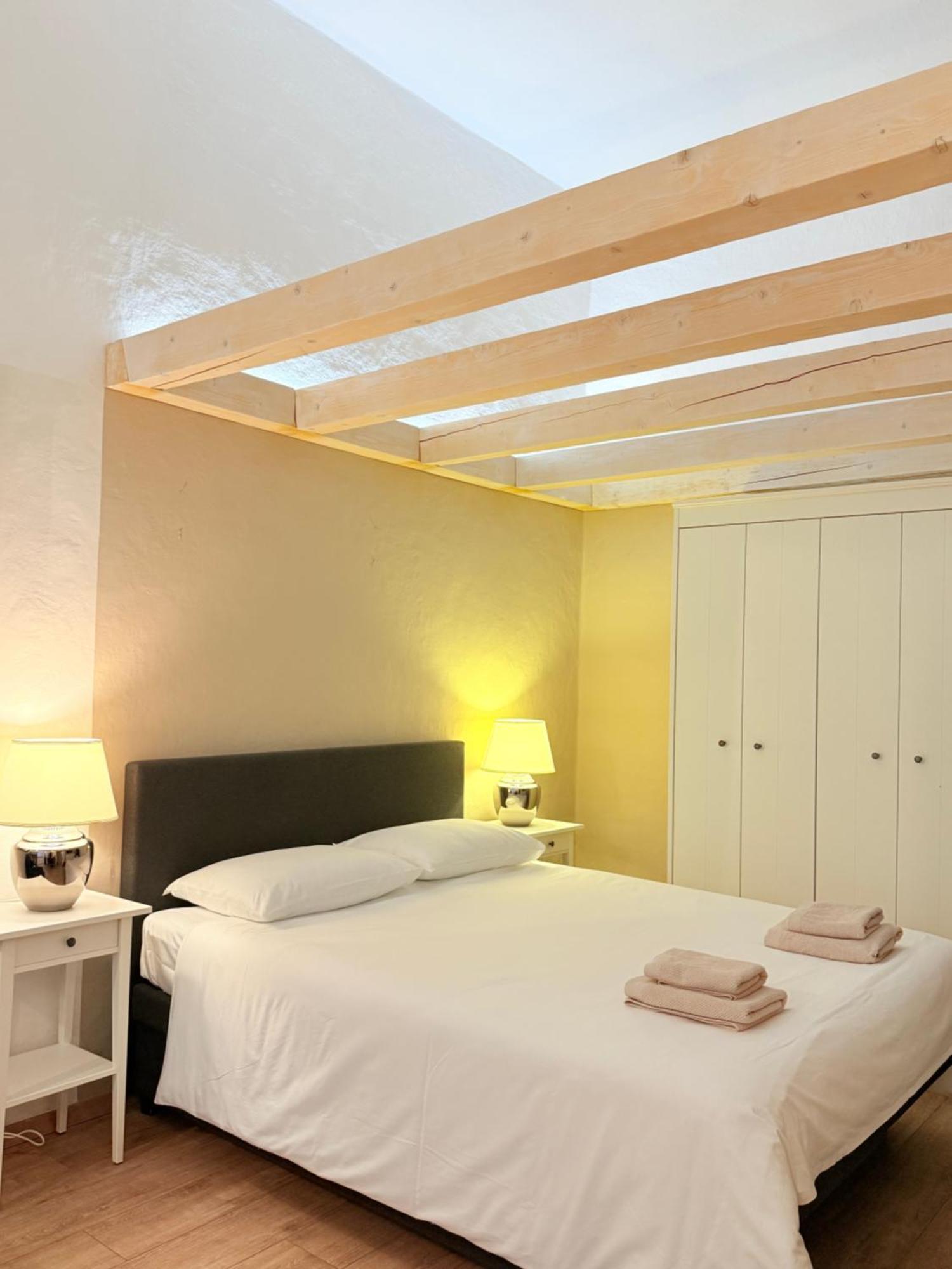 Midtown Apartman *